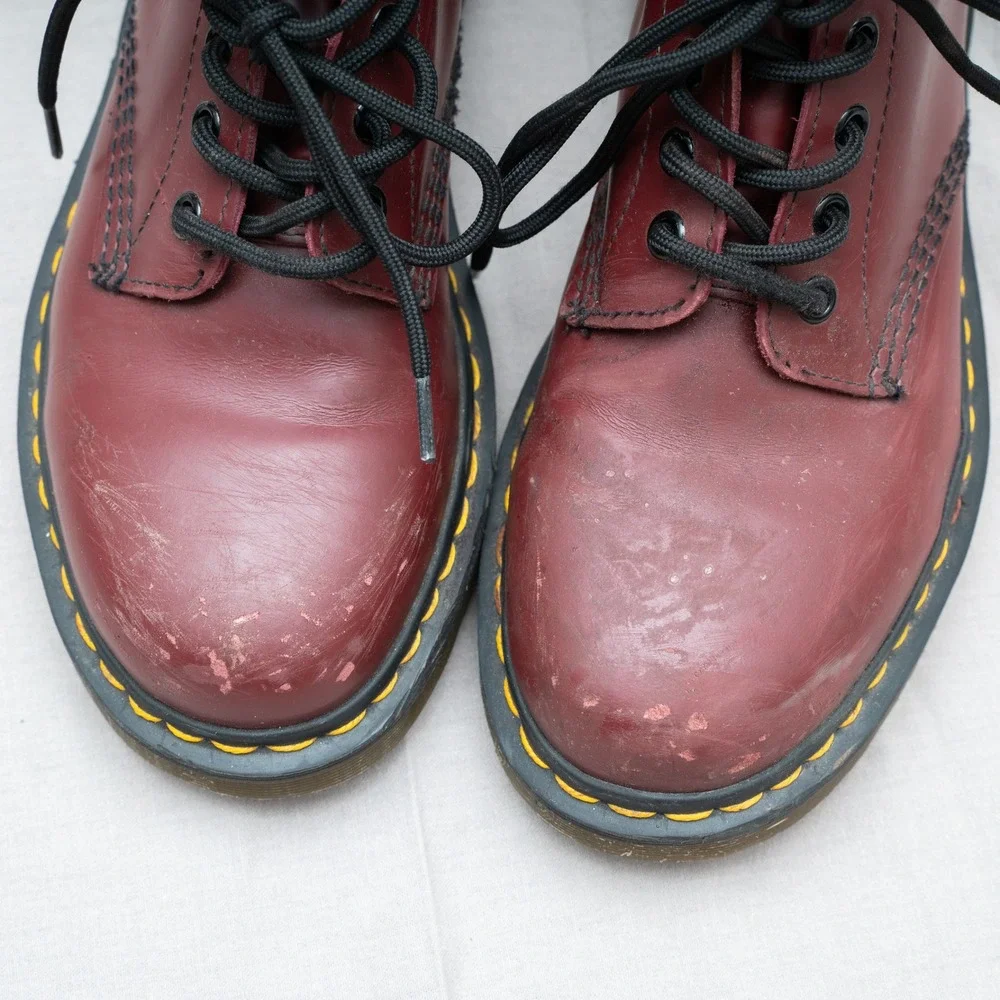 Doc Martins Womens 1460‎ Smooth Leather Lace Up Boots Cherry Red